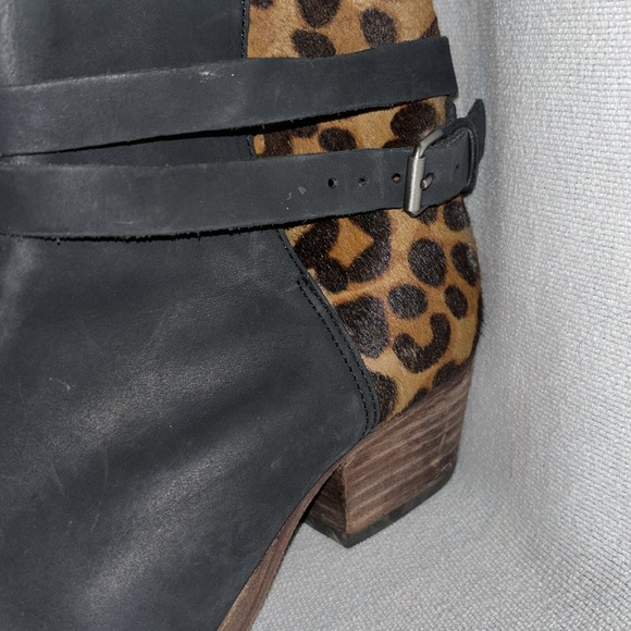 BODEN women’s black leather and cheetah heeled ankle boot size 39 - Picture 3 of 8